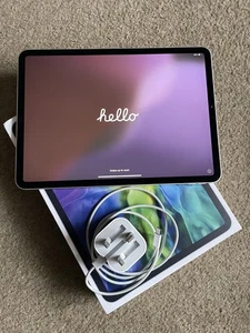 Apple iPad Pro 2nd Gen. 256GB, Wi-Fi, 11 in - Silver - Picture 1 of 5