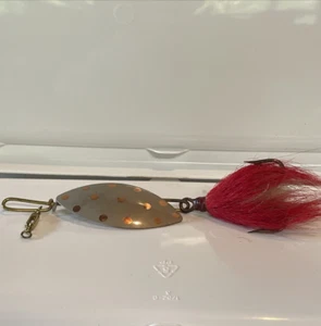 Pflueger Muskill No. 2466 Muskellunge Spinner Bait Size 9 Red & White Bucktail - Picture 1 of 8