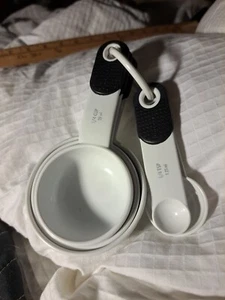 KitchenAid Measuring Cups 3 & 2 Spoons , Assorted Black & White - Picture 1 of 2