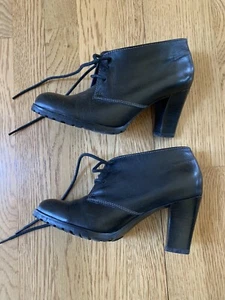 Audrey Brooke Women’s “Sasha” Style Black Leather Bootie Shoes 6.5 - Picture 1 of 8
