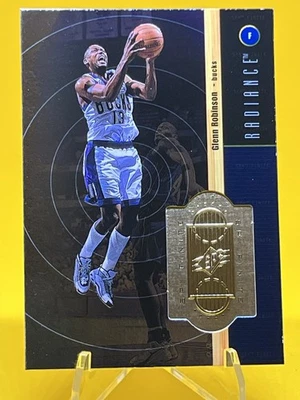 1998-99 Upper Deck SPx Finite Radiance/5000 Glenn Robinson #37 | Bucks Foto 1 de 4