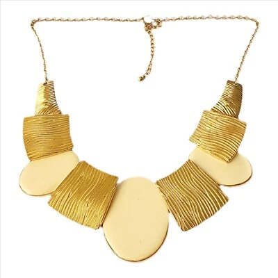 Collar Colgante Modernista Esmalte Crema Tono Dorado De Colección Foto 1 de 4