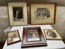 Konvolut alter Hochzeits-Fotografien , alt, im Holzrahmen, shabby