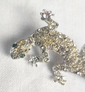 VTG Rhinestone Gold / Silver Tone Pin Brooch Lizard Gecko w/ Green Stone Eyes - Picture 1 of 4