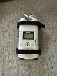 READ DESCRIPTION Zoom H4 Digital Recorder - Picture 1 of 2