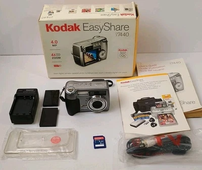 Kodak EasyShare DX7440 4.0MP Digital Camera Silver Charger 2 Batteries WORKS  - Image 1 of 4