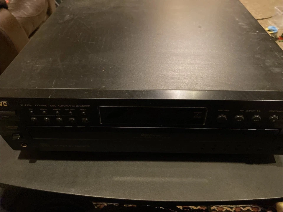 JVC XL-F254BK  5 Disc CD Play & Exchange System. For Parts Or Repair - Image 1 of 4