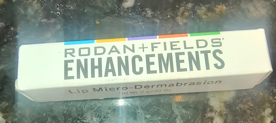 Rodan and Fields Enhancements Lip Micro Dermabrasion .07 oz - Image 1 of 1