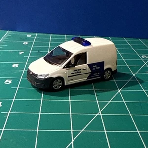 Rietze HO Scale 1:87 Volkswagen German THW Vehicle - Picture 1 of 6