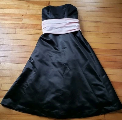 Vestido De Colección Bill Levkoff Talla 12 Negro Satinado Formal Vestido Rosa Faja Corbata Clásico  Foto 1 de 4