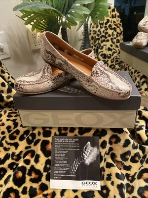 Zapatos planos de cuero Geox Respira para mujer 8,5/38,5 con estampado de piel de serpiente sin cordones Foto 1 de 4