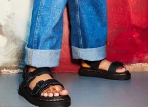 Dr Martens Boys Girls Kyle J US 4 5 EU 36 Black Logo Buckles Rubber Sole Sandals - Picture 1 of 11