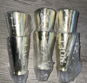 6 NUOVI MOET & CHANDON CHAMPAGNE GOLDEN SIPPERS PER MINI BOTTIGLIE DIVISE 187ml - Foto 1 di 3