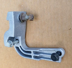 95 - 02 CAMARO FIREBIRD 3.8 AC Air Conditioner Compressor Bracket Support Rear - Picture 1 of 4
