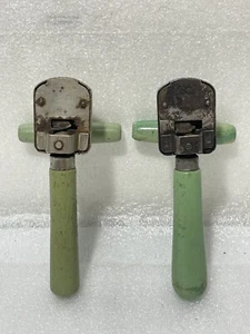Lot of 2 Vintage Edlund Junior ~ Hand Can Opener No. 5 & 6 ~ Green Wood Handle - Picture 1 of 9