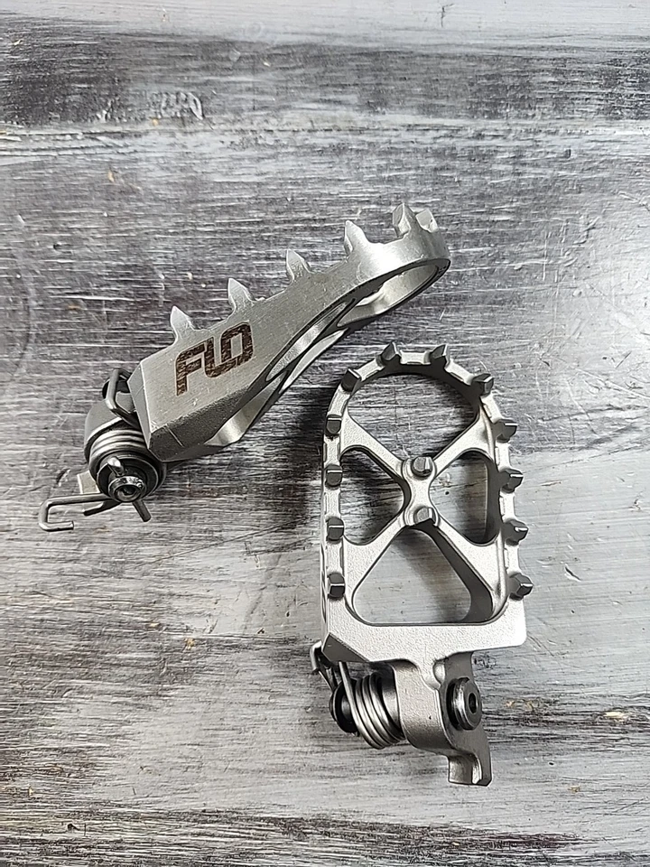 Clavijas de pie de acero inoxidable FLO para Kawasaki KX250 2023 SS-792 Foto 1 de 4