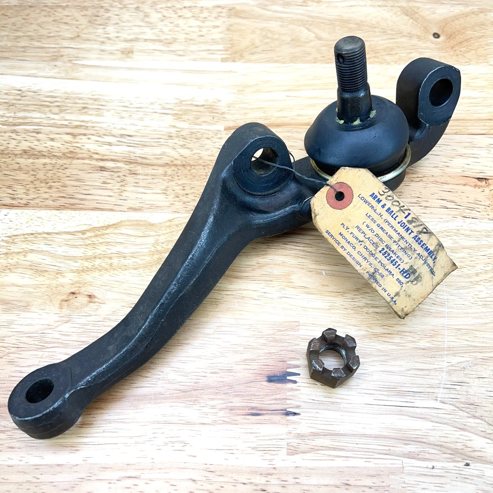 Rótula inferior lateral izquierdo 1965-1968 NY Newport Polara Monaco Fury Mopar 3004818 Foto 1 de 4