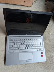 **NICHT FUNKTIONSFÄHIG*NUR TEILE**HP 14 Laptop Ryzen 5 3500U 14dk-0072nr - Bild 1 von 7