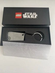 LEGO Star Wars VIP Exclusive Mandalorian Beskar Metal Key Chain New - Picture 1 of 3