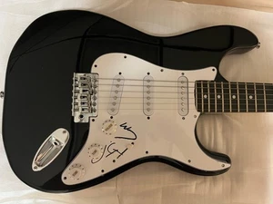 The Lumineers Signed Autographed Black Electric Guitar Rare Wesley Jeremiah - Picture 1 of 4