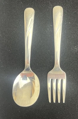 Tenedor y cuchara infantil Oneida vintage de acero inoxidable Foto 1 de 4