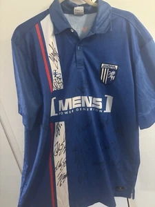 Gillingham fc shirt signed by entire 14/15 squad - Picture 1 of 2