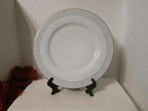Hutschenreuther Hohenberg CM Olivia China 10.5" Dinner Plate Germany Gold Rim - Picture 1 of 3