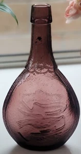 VTG Wheaton Union Glass Bottle Amethyst Purple Dove Shield Alcohol Textured - Picture 1 of 3