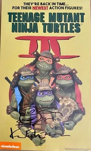 TMNT III NECA Samurai Paquete de 4 Figuras FIRMADAS Eastman SDCC 2023 SELLADO VHS Caja 7" - Imagen 1 de 4
