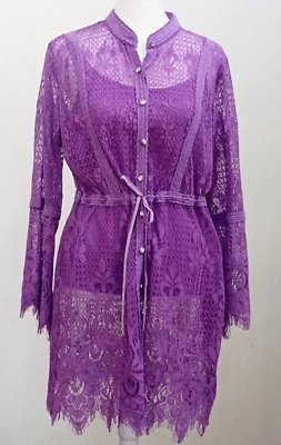 Conjunto de plumero y camisola Colleen Lopez Petite M púrpura de encaje con botones  Foto 1 de 4