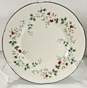 Pfaltzgraff Winterberry Weihnachten/Winter Speiseteller -- 10,25" (8 verfügbar) - Bild 1 von 4