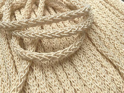 Cordón trenzado rayón vintage 1/4" teñible 1yd hecho en Japón crema vainilla Foto 1 de 4