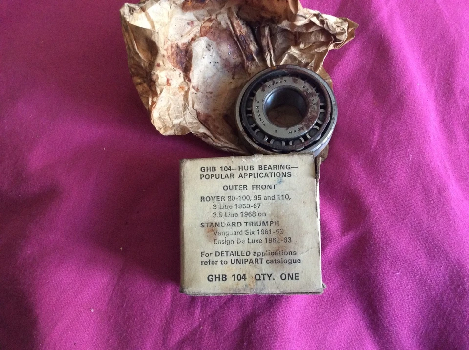 Rover 80-100, 95, 110, Standard Triumph Vanguard Six. Cojinete exterior delantero. GHB10 Foto 1 de 1