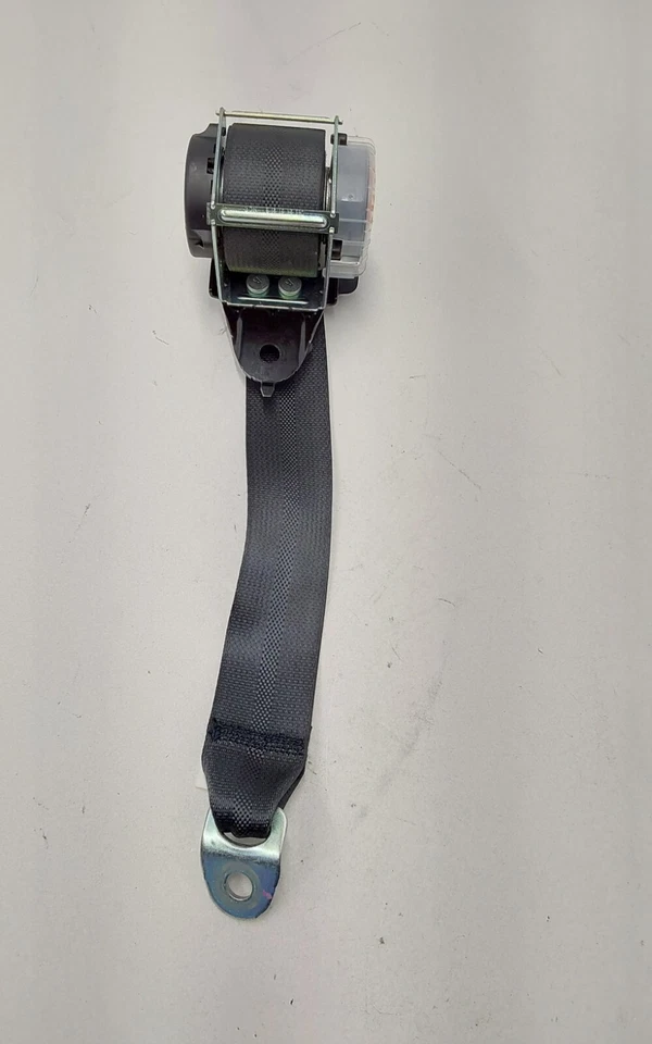 Nissan Sentra 2015 retractor de cinturón de seguridad trasero derecho para pasajero fabricante de equipos originales Foto 1 de 4