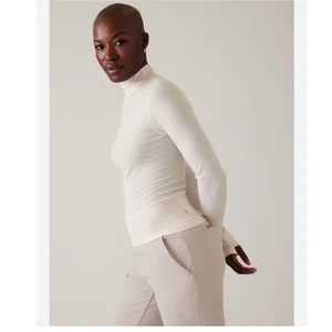 Top ATHLETA Foresthill Ascent cuello alto pequeño manga larga marfil ropa deportiva - Imagen 1 de 6