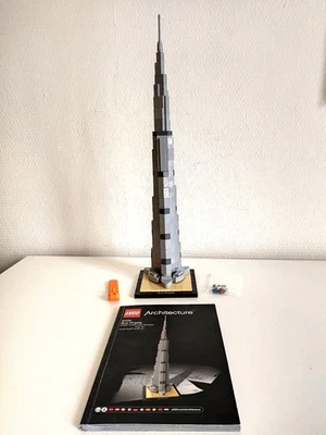 LEGO ARCHITECTURE set 21031 Burj Khalifa 100% complete with Instructions & extra - Photo 1/4