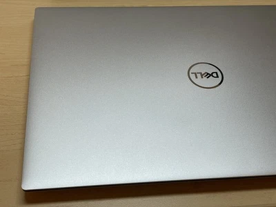 Dell XPS 15 9520 15,6 «i7-12700H 64GB RAM 2TB SSD RTX 3050 UHD + сенсорный - Изображение 1 из 4