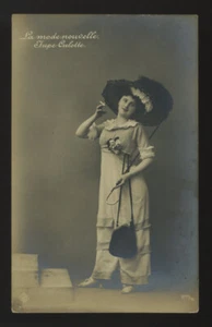 cartolina d'epoca-post card-WOMAN LADY FRAU FEMME 53 mode nouvelle jupe culotte - Imagen 1 de 1