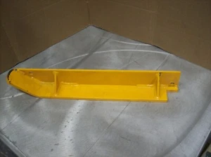 Alamo Mower OEM Shoe Bottom UNKNOWN NUMBER - YELLOW COLOR - Picture 1 of 5