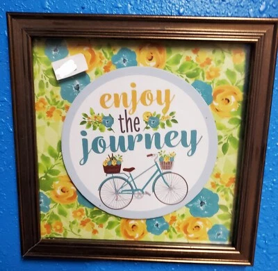 Bicicleta RB2 - Disfruta del viaje impresión enmarcada, bicicleta decoración del hogar madera floral Foto 1 de 3