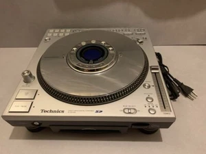 Technics SL-DZ1200 Digital Turntable Player Direct Drive Silver From Japan-DJ JP - Picture 1 of 4