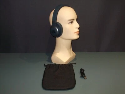 JBL LIVE 650BTNC Bluetooth Over-Ear Noise-Cancelling Headphones Blue Wireless - Image 1 of 4