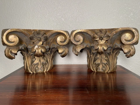 2 Antique Corinthian Carved Gilt Wood Capital Architectural 18th Century Bookend Cover
