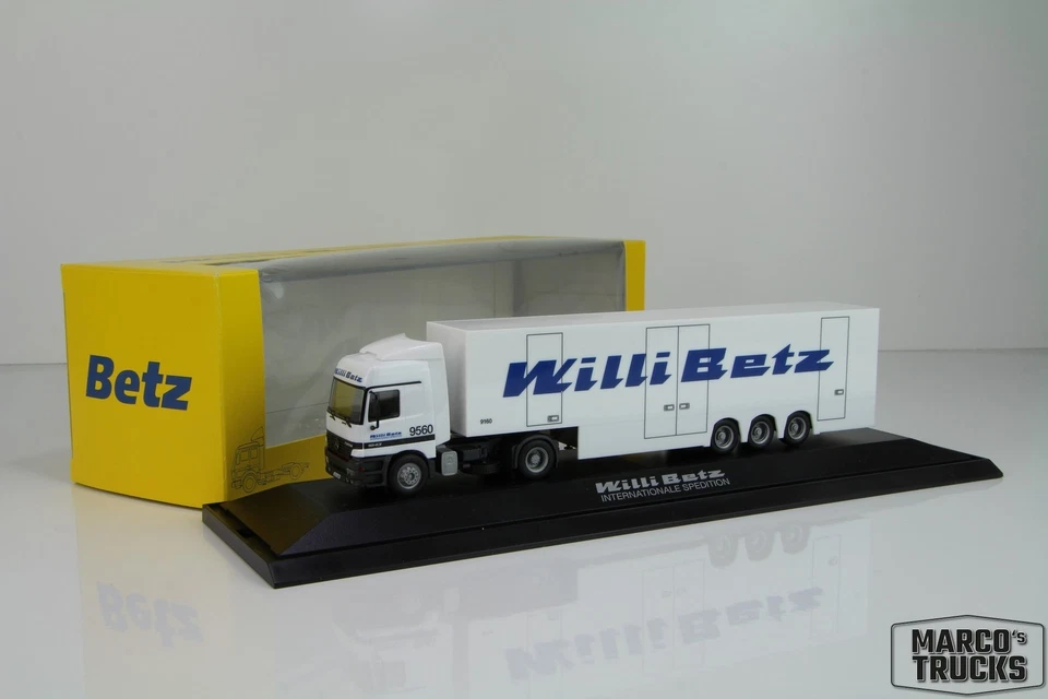 Herpa MB Actros MP1 Car transporter closed “Willi Betz 9560/9160” /H11057 - Image 1 of 1