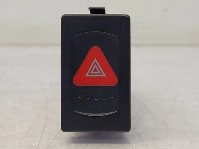 Interruptor de tablero Volkswagen Passat 2001 - Peligros  Foto 1 de 4