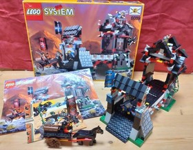 LEGO 6089 Shogun's Lookout Tower Stone Tower Bridge Castle Series Ninja Samurai