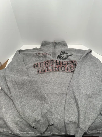 Northern Illinois Huskies Distressed Grey Quarter Zip Sweatshirt Sz XL USA Made Cover