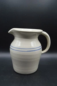 Yesteryears Studio in Texas handgedrechselter Krug blaue Streifen - Bild 1 von 8