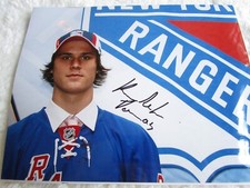 TOMAS KUNDRATEK SIGNED 8x10 GLOSSY PHOTO NEW YORK RANGERS MEDICINE HAT TIGERS (A