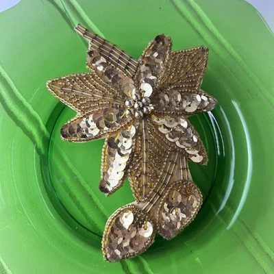 Cordón de pelo flor cuero dorado de colección de los años 80 - lentejuelas y cuentas - estilo discoteca Foto 1 de 4